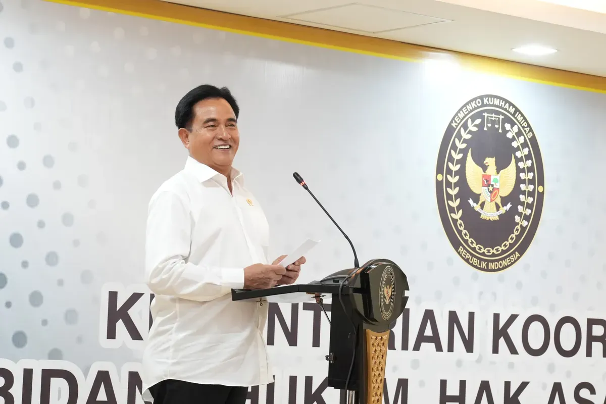 Menteri Koordinator Bidang Hukum, HAM, Imigrasi, dan Pemasyarakatan Yusril Ihza Mahendra. (Sumber: Kementerian Koordinator Bidang Hukum, Hak Asasi Manusia, Imigrasi, dan Pemasyarakatan Republik Indonesia)