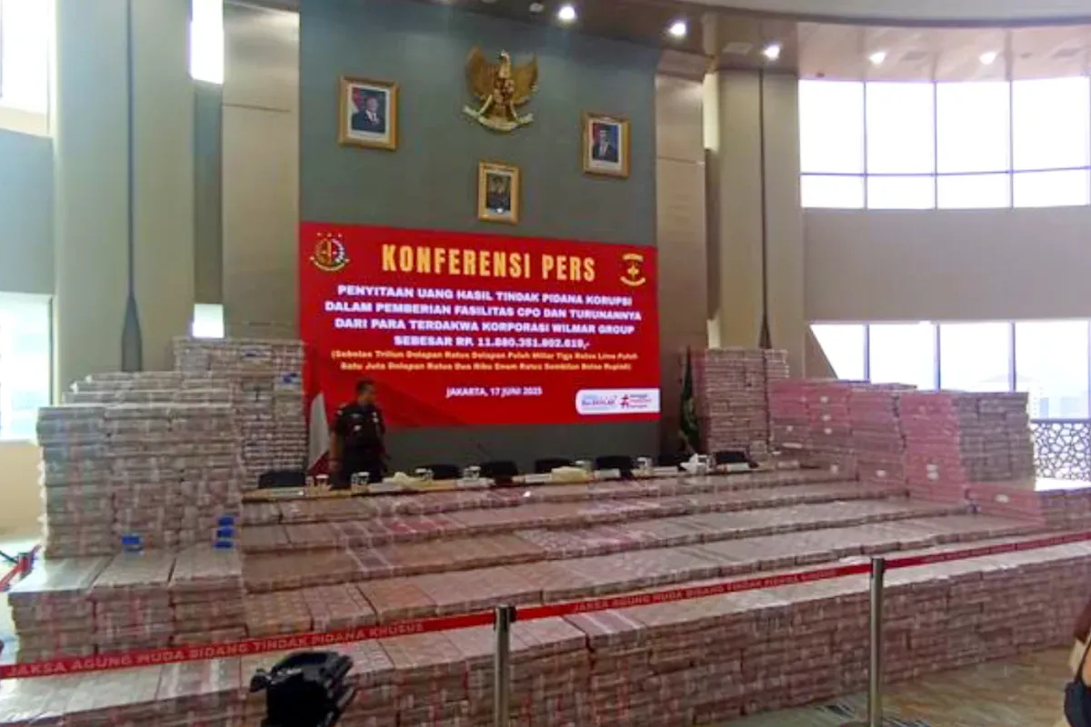 Potret uang sitaan kasus korupsi ekspor CPO Wilmar Group. (Sumber: X/jaksapedia)