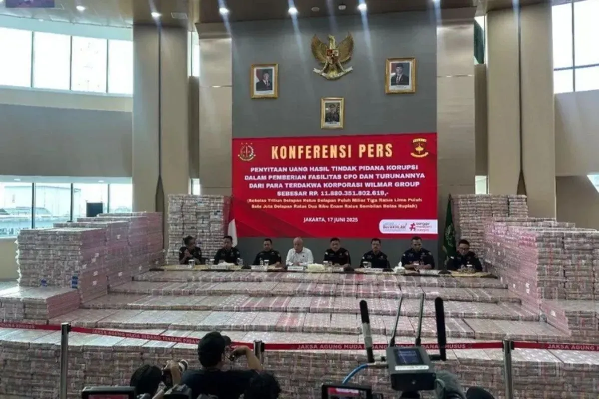 Kejagung sita uang sebesar Rp11,8 triliun dalam kasus CPO. (Sumber: X/@tanyakanrl)