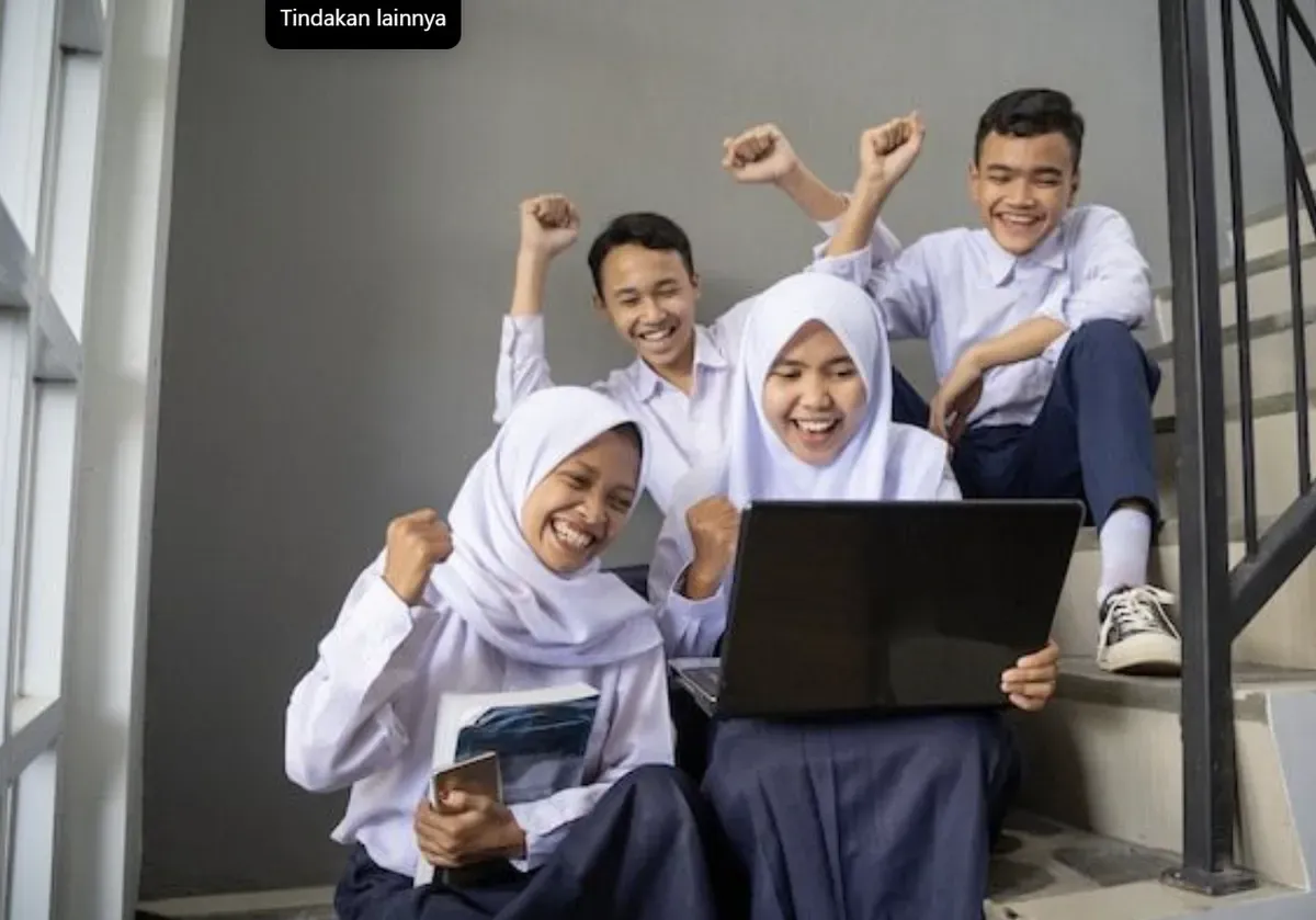 Cek Sekarang! UNS Umumkan Hasil Jalur Mandiri 2025 Hari Ini, Berapa Biaya Masuknya? (Sumber: Pinterest)