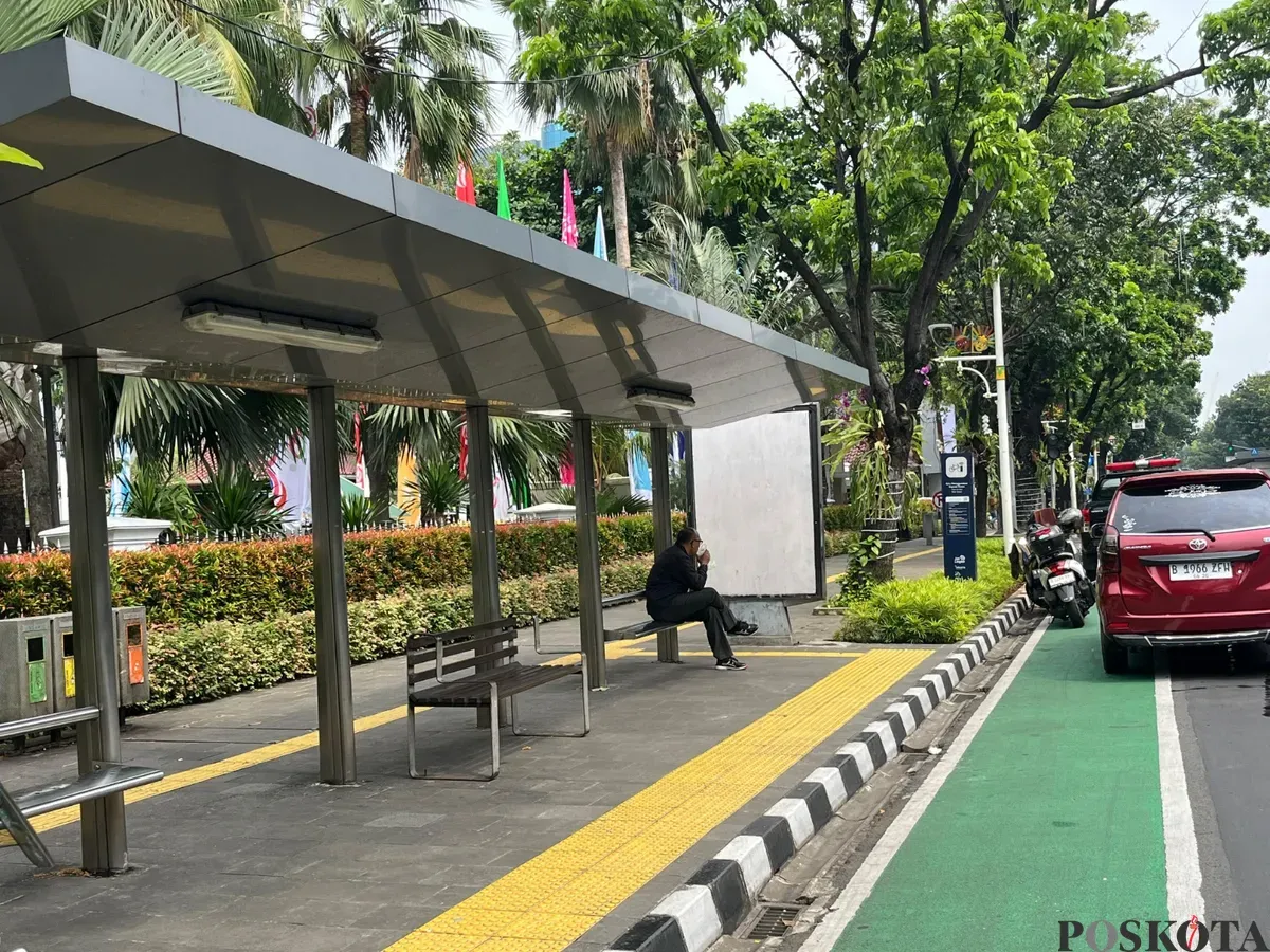 Diskominfotik DKI akan menambah dua CCTV di kawasan Balai Kota Jakarta usai kasus aksi jambret terhadap jurnalis, sebagai langkah penguatan pengawasan dan keamanan publik. (Sumber: Poskota/M. Tegar Jihad)