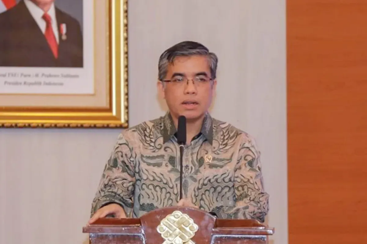 Potret Menaker, Yassierli yang menyiapkan mitigasi PHK jika eskalasi konflik Iran-Israel terus memanas. (Sumber: Kemnaker)