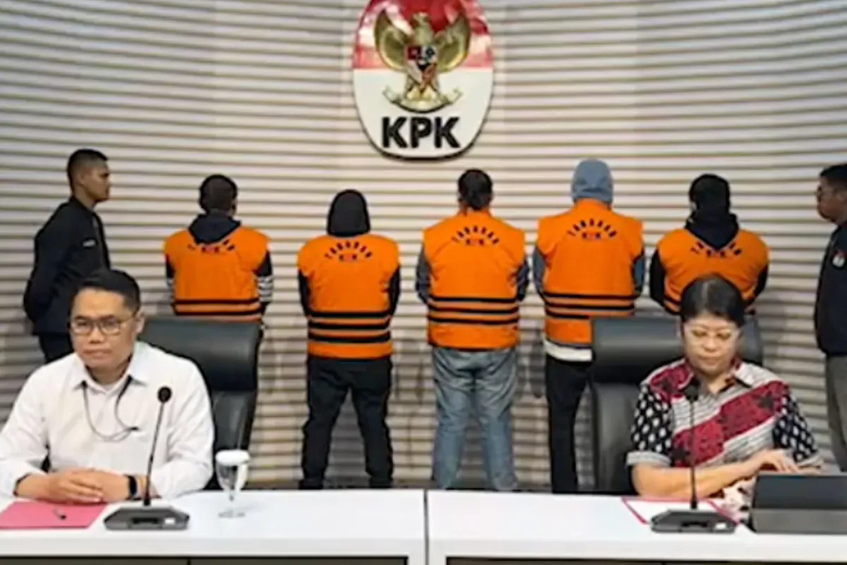 Potret penetapan 5 tersangka dugaan korupsi proyek pembangunan jalan di Sumatera Utara (Sumut). (Sumber: Instagram/@official.kpk)