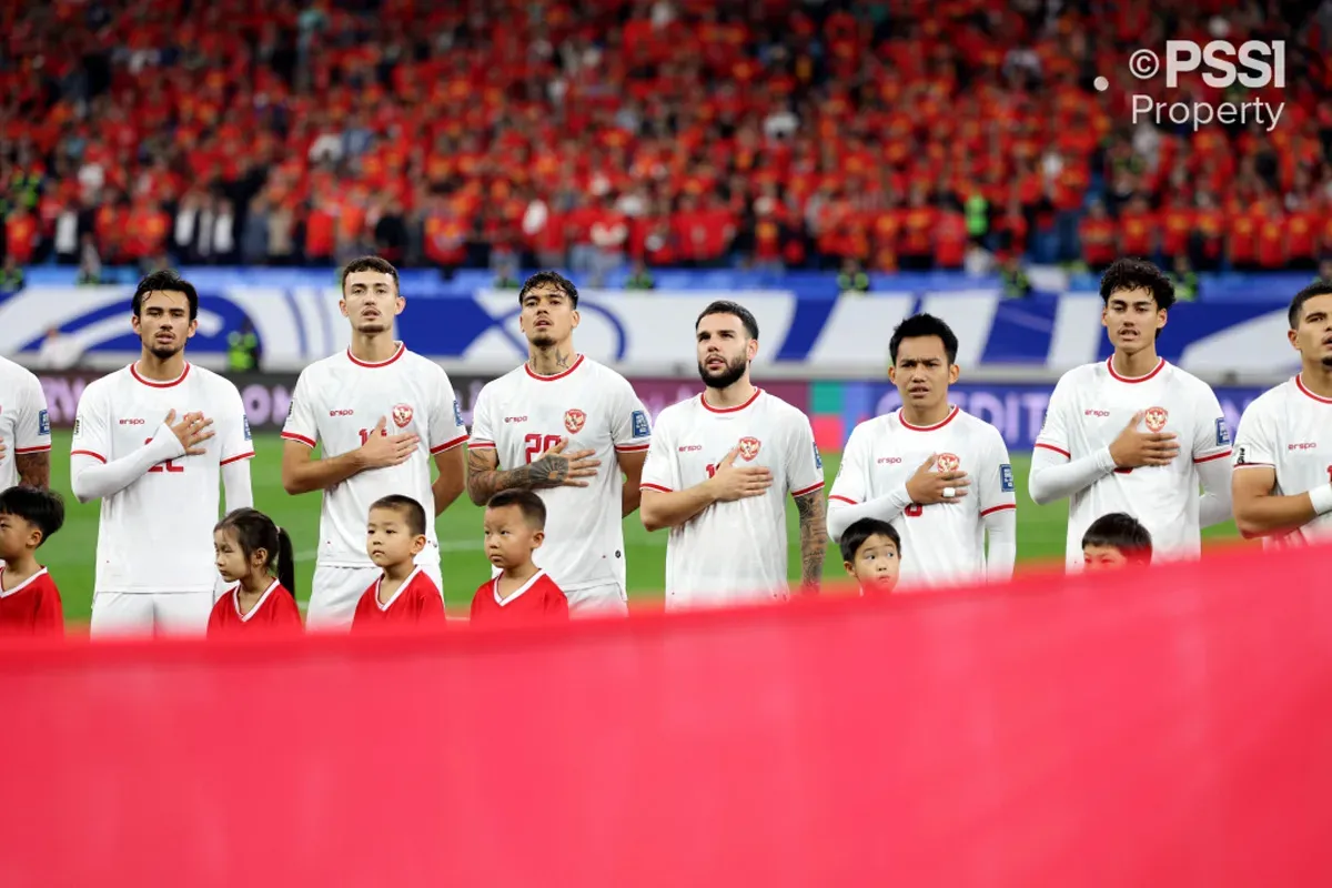 Timnas Indonesia saat menghadapi China di pertandingan putaran tiga kualifikasi Piala Dunia 2026 zona Asia. (Sumber: pssi.org)