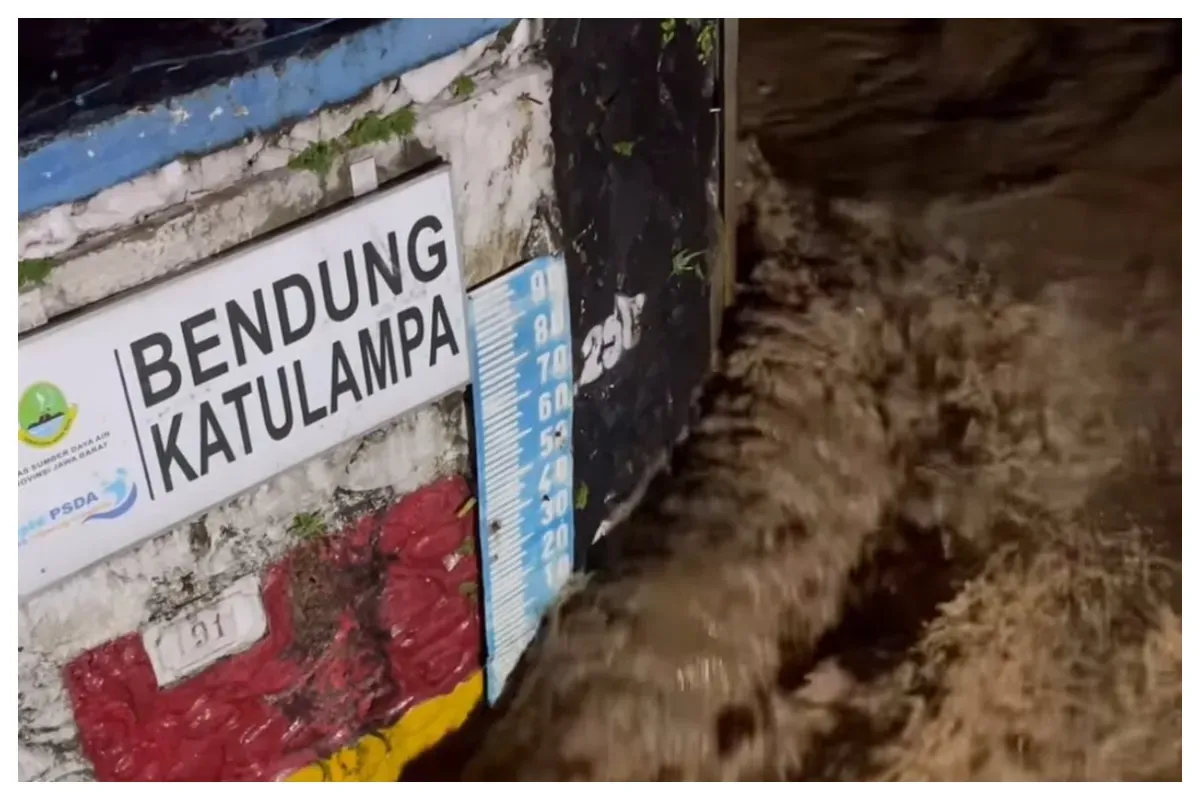 Bendung Katulampa di Bogor, Jawa Barat, telah berstatus siaga 1, pada Minggu, 2 Maret 2025. (Sumber: X/@txtdaribogor)