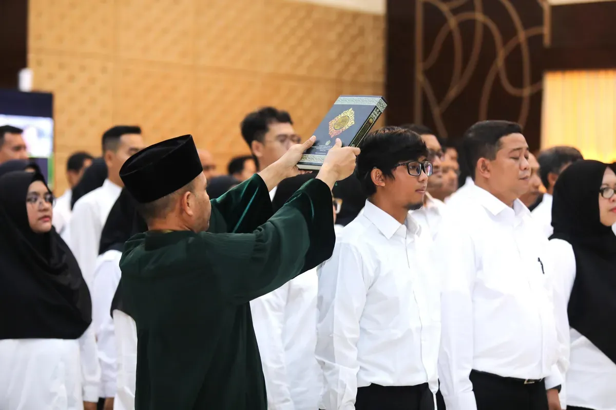 Pengangkatan CPNS dan PPPK 2024 diundur, apakah bakal menerima gaji dan THR 2025? (Sumber: setneg.go.id)