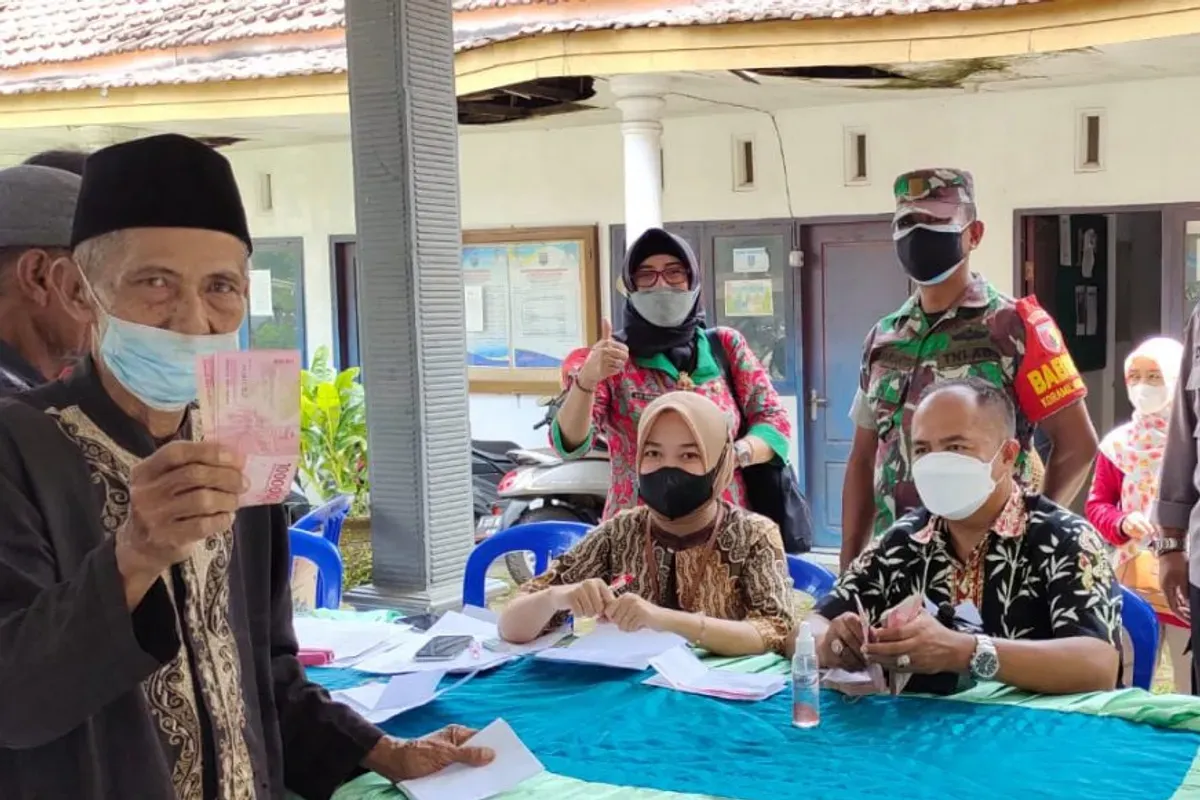 Berikut ini cara untuk cairkan dana bantuan PKH tahap 1 2025 melalui Kantor Pos. (Sumber: Dok/probolinggokab.go.id)