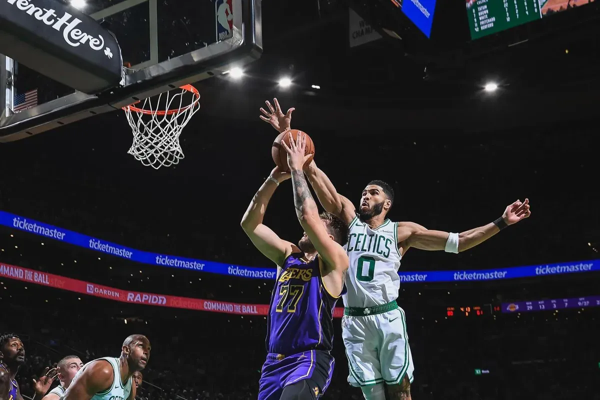 Hasil Celtics vs Lakers dalam pertandingan NBA, Minggu, 9 Maret 2025. (Sumber: Instagram @celtics)