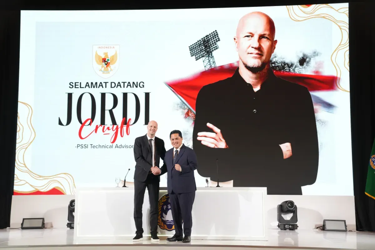 Penasihat Teknis Timnas Indonesia, Jordi Cruyff saat diperkenalkan dalam konferensi pers di Hotel Mulya, Jakarta Pusat, Selasa, 11 Maret 2025. (Sumber: Dok. PSSI)