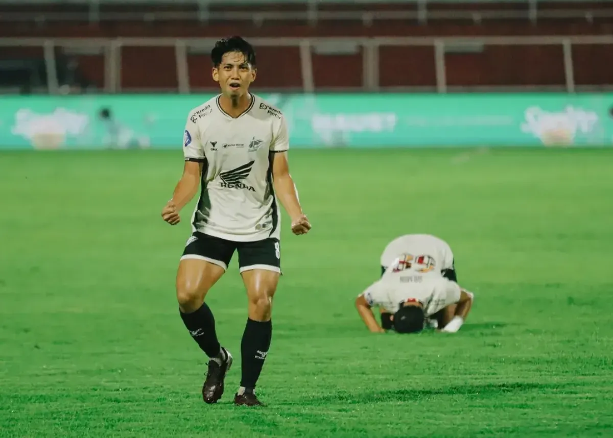 PSM Makassar gagalkan kemenangan Persik Kediri di pertandingan pekan 27 Liga 1 2024-25. (Foto: Instagram/@psm_makassar)