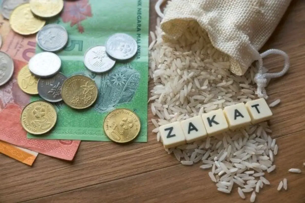 Cara mudah bayar zakat via online. (Sumber: Pinterest : @Urcfrozyal)