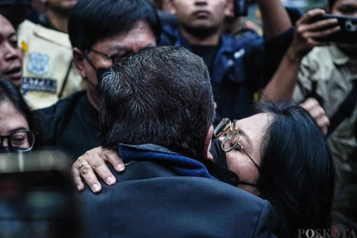 Sekjen Partai Demokrasi Indonesia Perjuangan (PDIP) Hasto Kristiyanto menjalani sidang perdananya di Pengadilan Tipikor, Jakara Pusat, Jumat, 14 Maret 2025. (Sumber: Poskota/Bilal Nugraha Ginanjar)