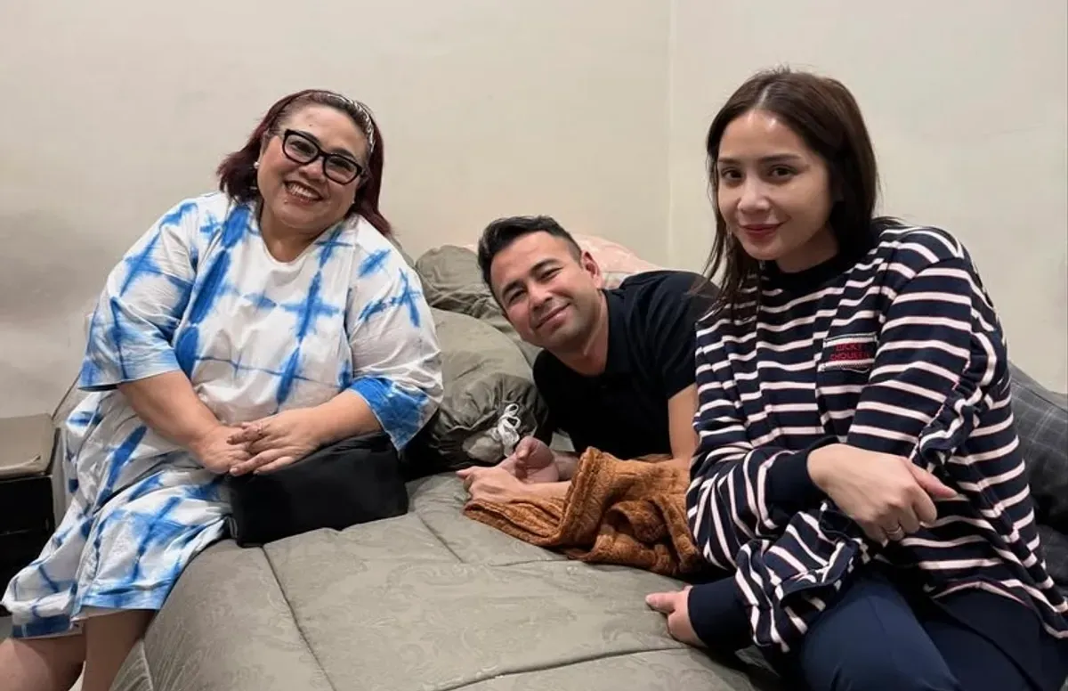 Raffi Ahmad dan Nagita Slavina kunjungi kos Nunung (Sumber: Instagram/raffinagita1717)