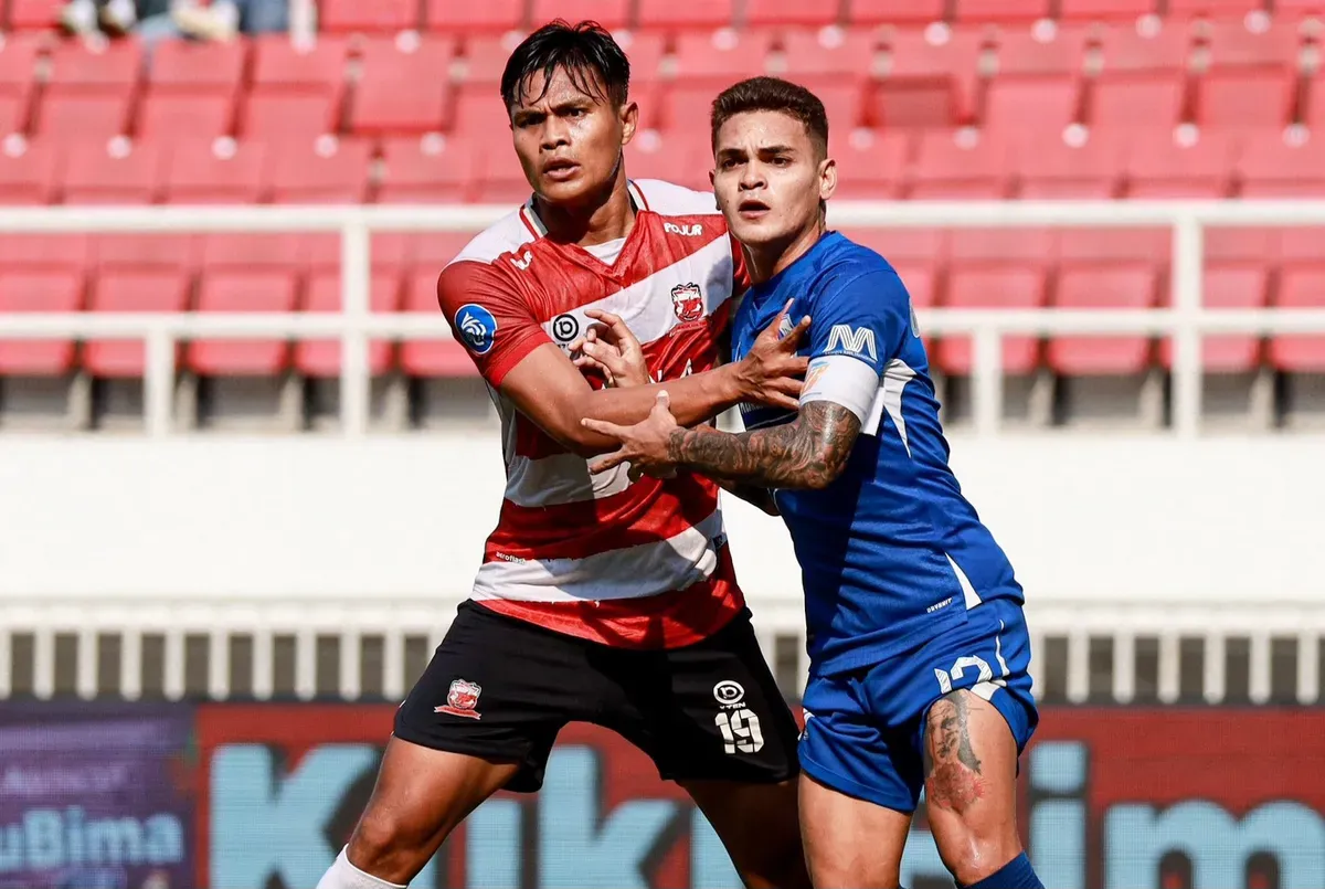 Langsung cek preview, jadwal pertandingan dan live streaming resmi PSIS Semarang vs Madura United di sini. (Sumber: X/ Madura United)