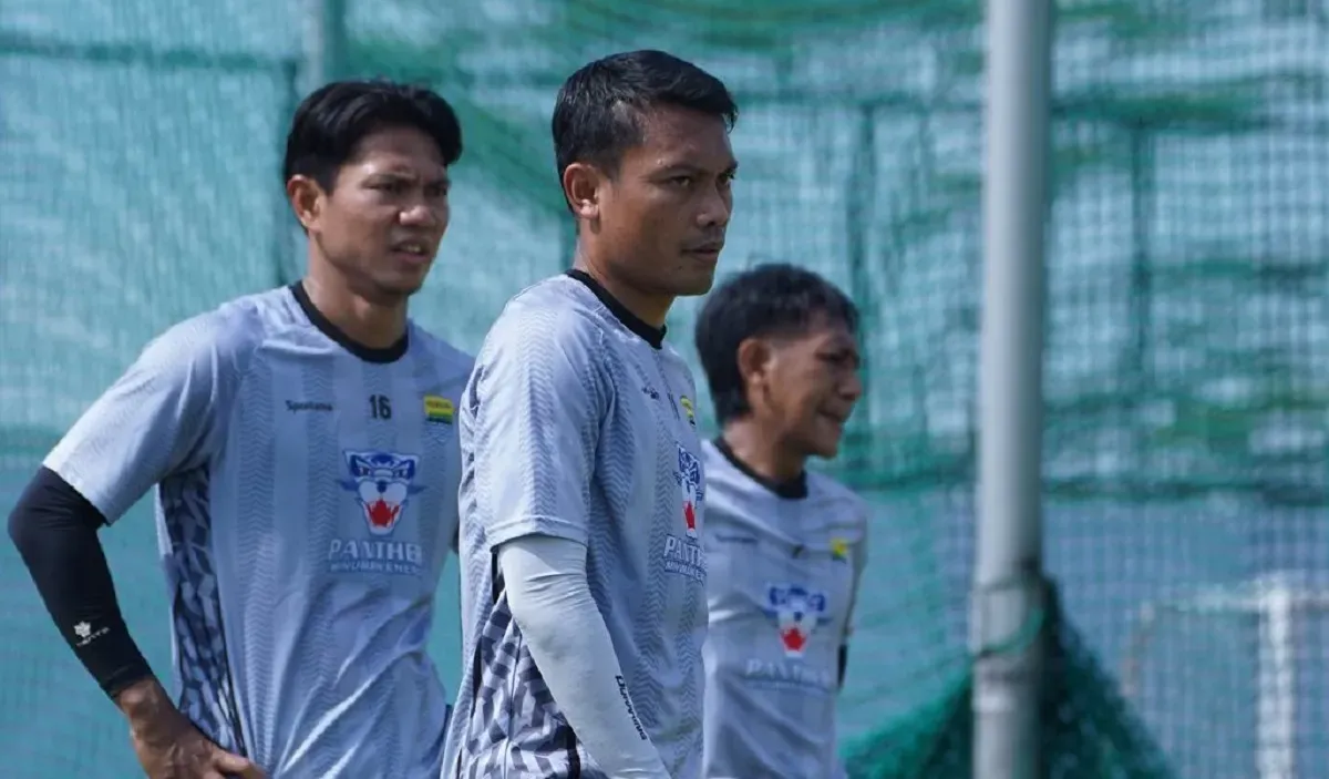 Gelandang Persib, Dedi Kusnandar beri dukungan kepada Timnas Indonesia jelang ronde ketiga Kualifikasi Piala Dunia 2026. (Foto: persib.co.id)