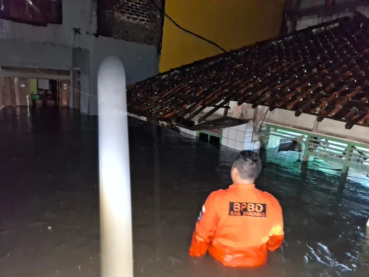 Kondisi banjir di pemukiman warga di wilayah Kab. Bandung, Jawa Barat pada Sabtu, 15 Maret 2025. (Sumber: Dok BPBD Kabupaten Bandung)