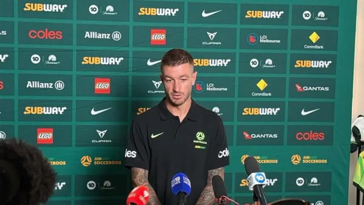 Striker Australia, Adam Taggart memberikan komentar jelang hadapi Timnas Indonesia. (Foto: socceross.com)