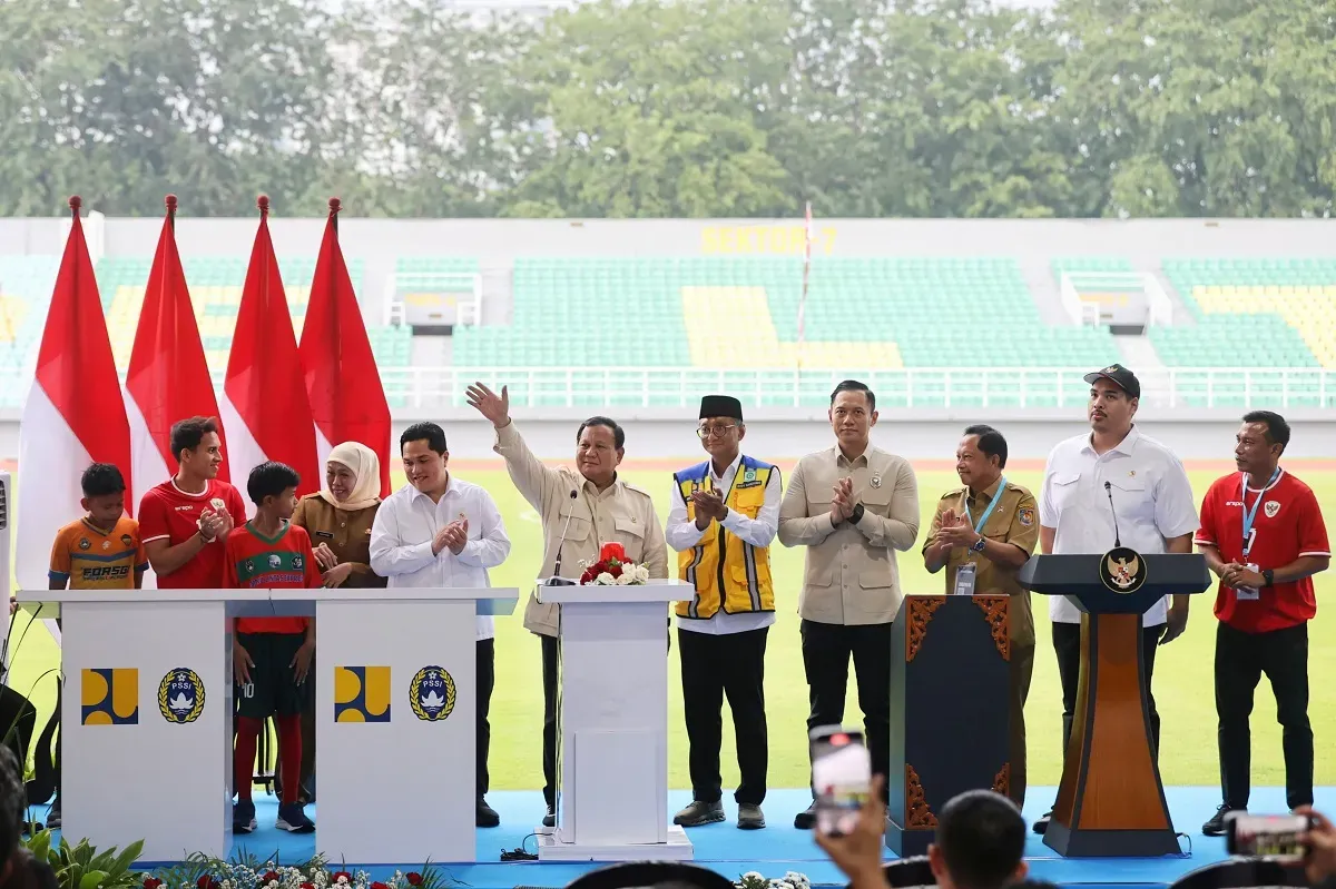 Presiden RI, Prabowo Subianto resmikan 17 stadion pasca renovasi, di Stadion Gelora Delta, Sidoarjo, Senin 17 Maret 2025. (Foto: Dok. PSSI)