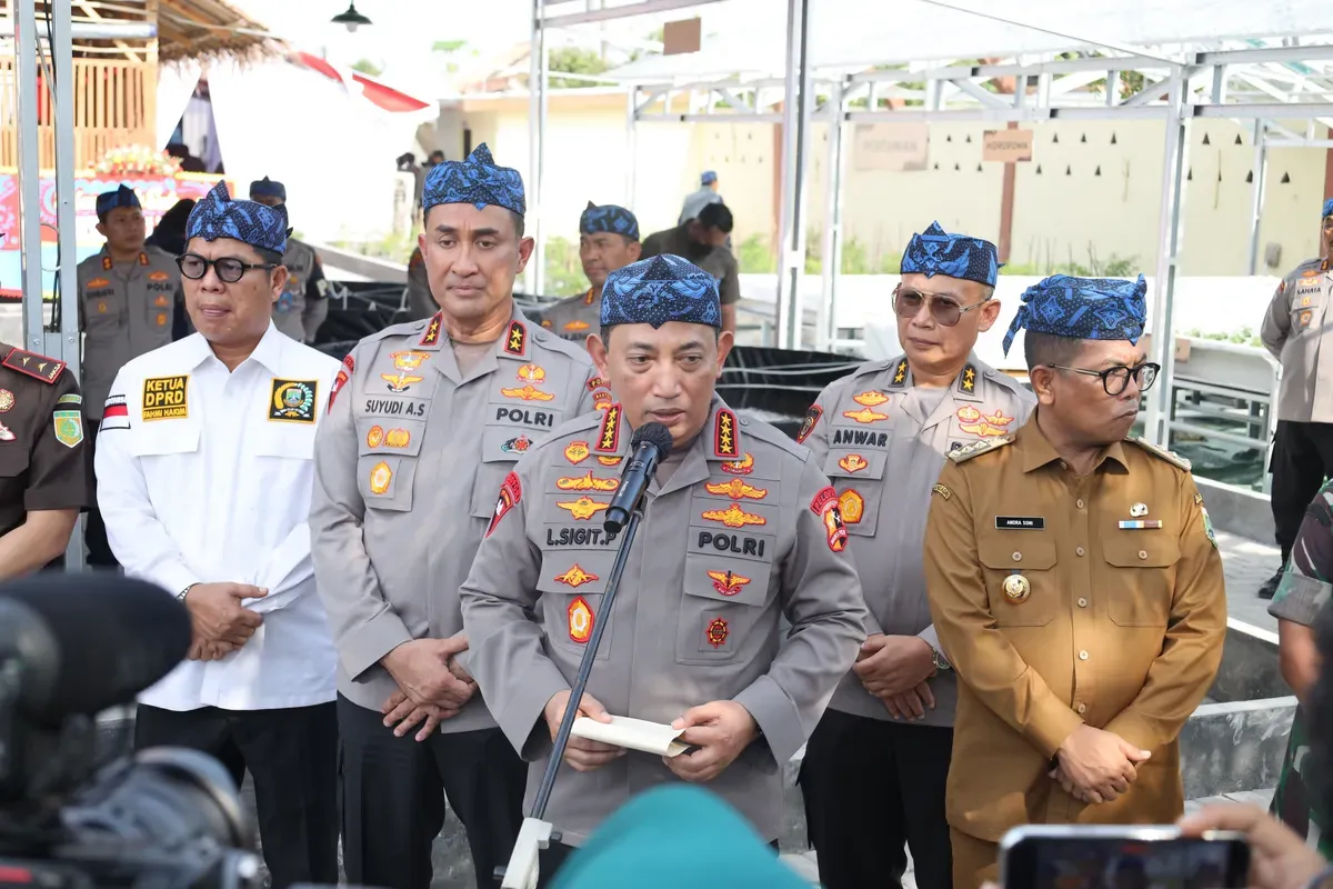 Kapolri Jendral Listyo Sigit Prabowo saat menggelar konferensi pers setelah meresmikan balai Poliran Polda Banten, di Serang, Banten. (Sumber: Dok. Humas Polri)