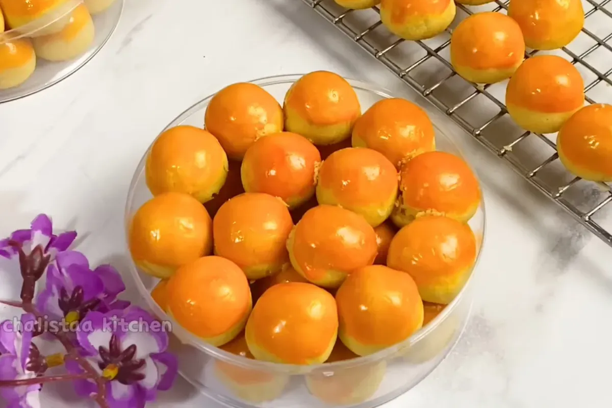 Kue nastar untuk sajian di momen Lebaran. (Sumber: Tangkap Layar YouTube/Chalistaa Kitchen)