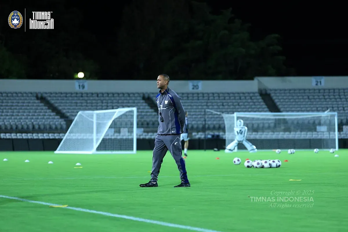 Patrick Kluivert berambisi mengakhiri penantian panjang Timnas Indonesia yang tak pernah menang atas Australia selama 44 tahun. (Sumber: X @TimnasIndonesia)