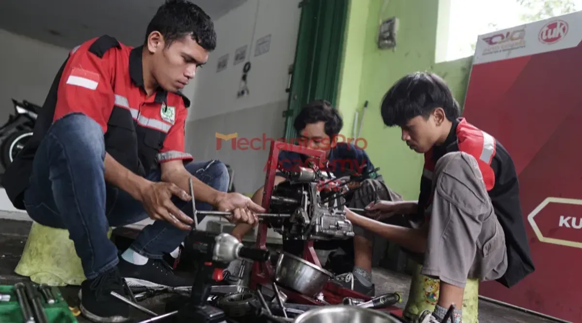 Ilustrasi mekanik motor.