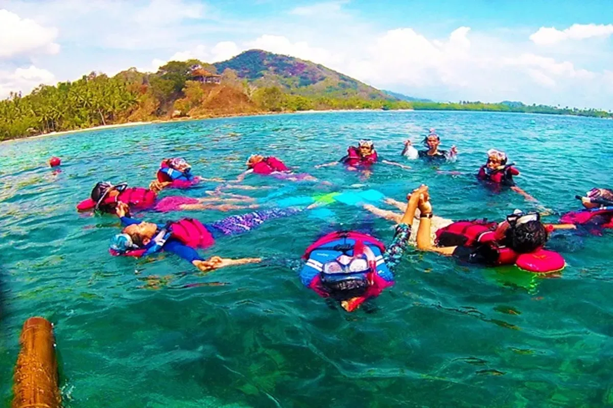 Rekomendasi destinasi wisata di Lampung, Pulau Pahawang. (Sumber: pariwisataindonesia.id)