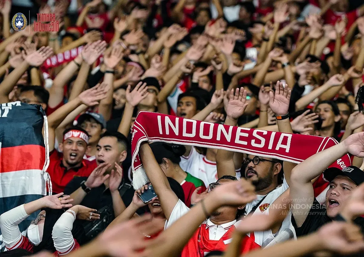 Suporter Timnas Indonesia saat memberikan dukungan kepada skuad Garuda di Stadion GBK. (Sumber: kitagaruda.id)