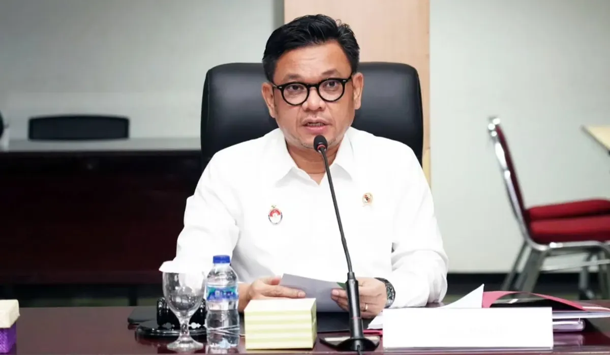 Gubernur Lembaga Ketahanan Nasional (Lemhannas), Ace Hasan Syadzily kritik keras Dedi Mulyadi mengenai kebijakan mengirimkan siswa nakal ke Barak MIliter. (Sumber: Capture Instagram Ace Hasan)