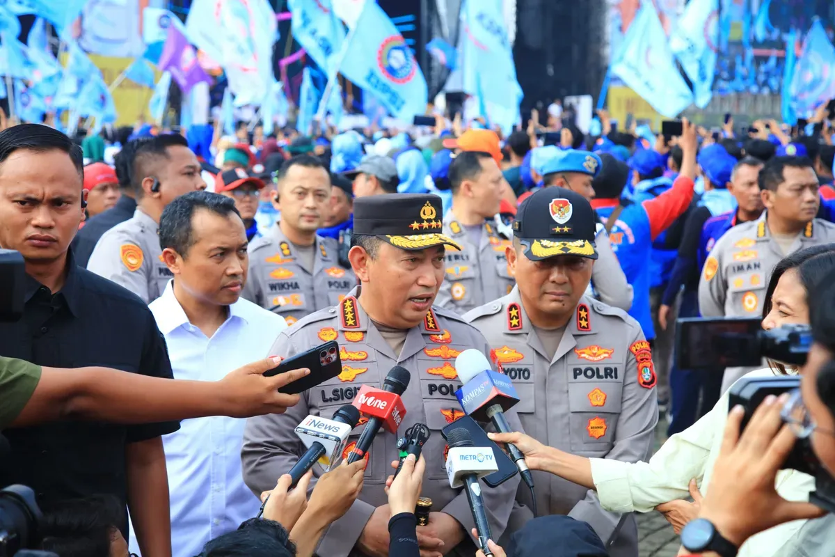 Kapolri Jenderal Listyo Sigit Prabowo saat menghadiri kegiatan May Day Fiesta 2025 dalam rangka Hari Buruh Internasional, di kawasan Monas, Jakarta Pusat, Kamis, 1 Mei 2025. (Sumber: Dok. Humas Polri)