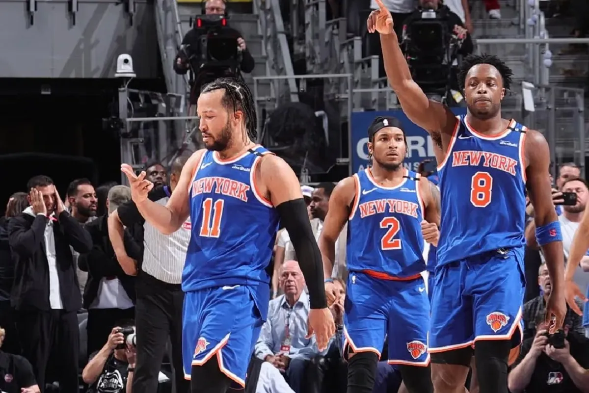New York Knicks kalahkan Detroit Pistons pada Game 6 playoffs NBA 2024-25. (Foto: Instagram/@nyknicks)
