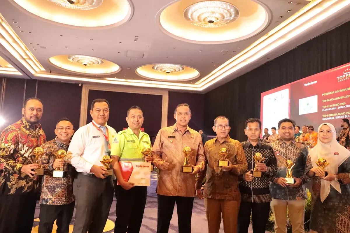 Wali Kota Bekasi, Tri Adhianto, saat menghadiri ajang Top BUMD Awards 2025 di Dian Ballroom, Hotel Raffles Jakarta, Senin 28 April 2025, lalu. (Sumber: bekasikota.go.id)