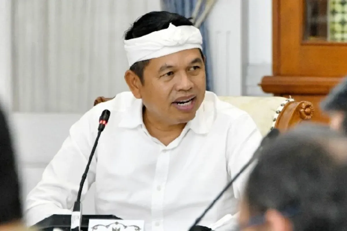 Dedi Mulyadi jelaskan sebenarnya sebutan 'Gubernur Konten' adalah pujian, buka stigma negatif. (Sumber: jabarprov.go.id)