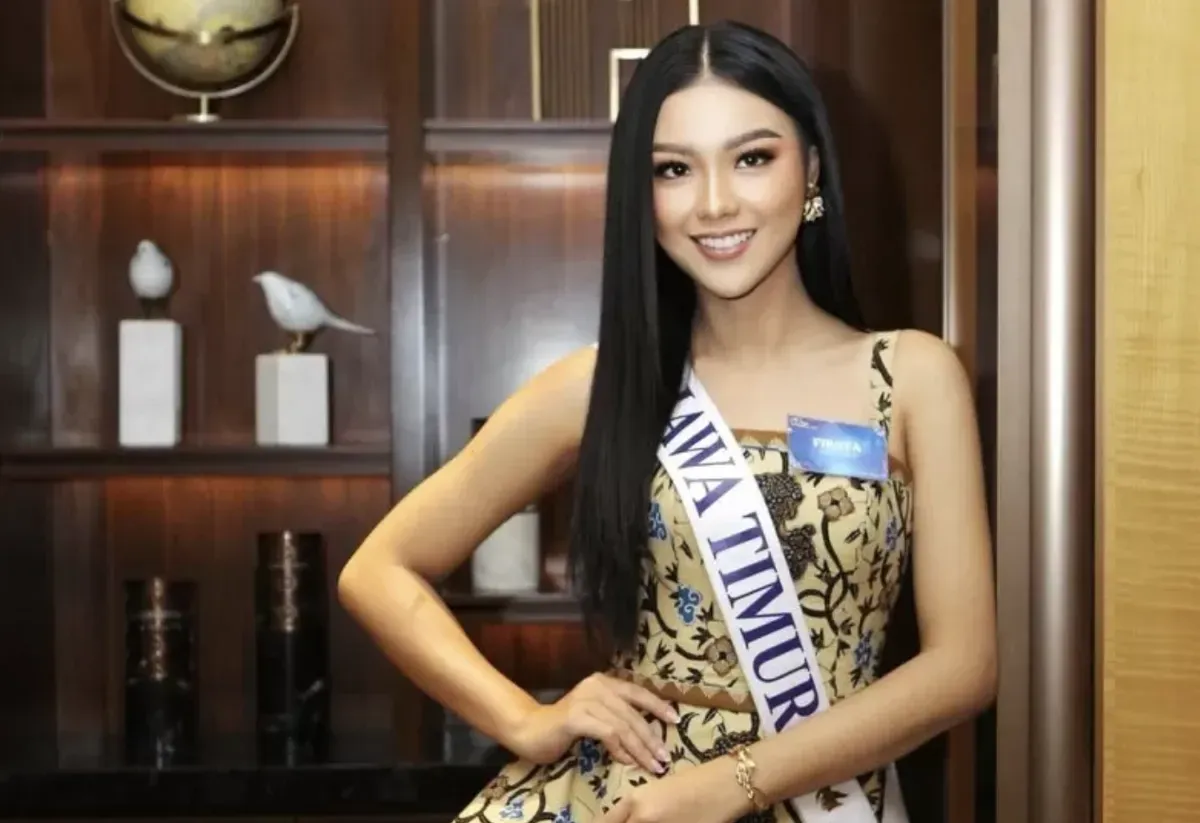 Firsta Yufi Amarta Putri dinobatkan sebagai Puteri Indonesia 2025, mewakili Jawa Timur. (Sumber: Instagram/@firstayap)