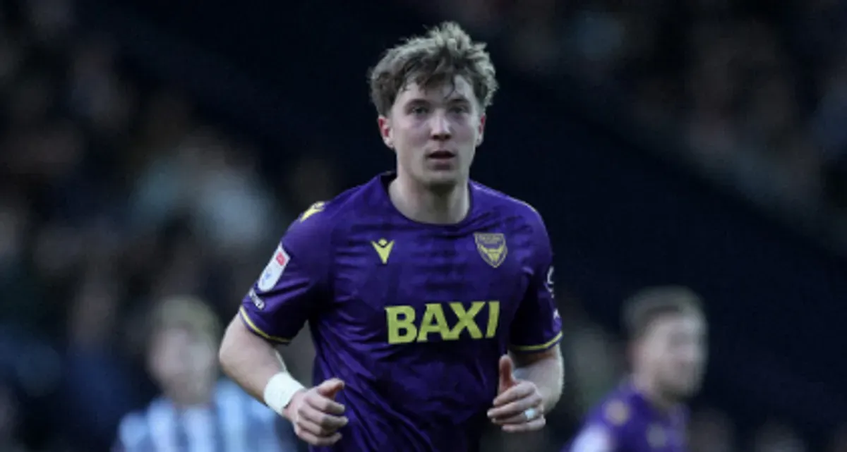 Striker Timnas Indonesia, Ole Romeny, menutup musim 2024/2025 dengan hasil imbang bersama klubnya, Oxford United. (Sumber: Instagram/@oufcofficial)