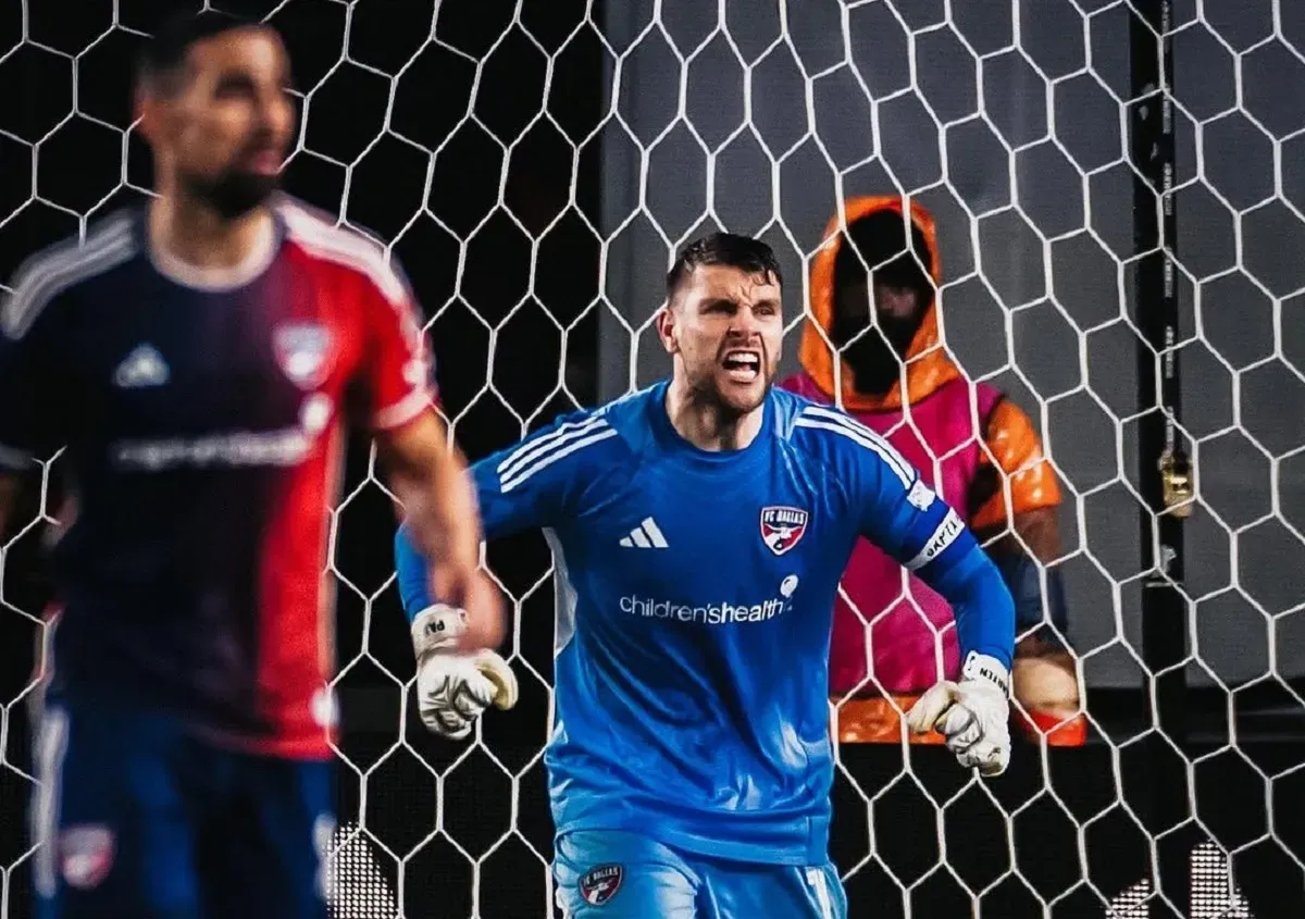 Kiper Timnas Indonesia, Maarten Paes kebobolan lima gol saat FC Dallas menelan kekalahan 5-0 dari San Diego FC pada pekan 11 MLS 2024-25. (Foto: Instagram/@maartenpaes)