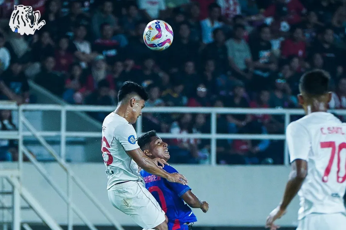 Persis Solo vs Arema FC di laga pekan 31 Liga 1 musim 2024-25. (Sumber: Instagram @aremafcofficial)