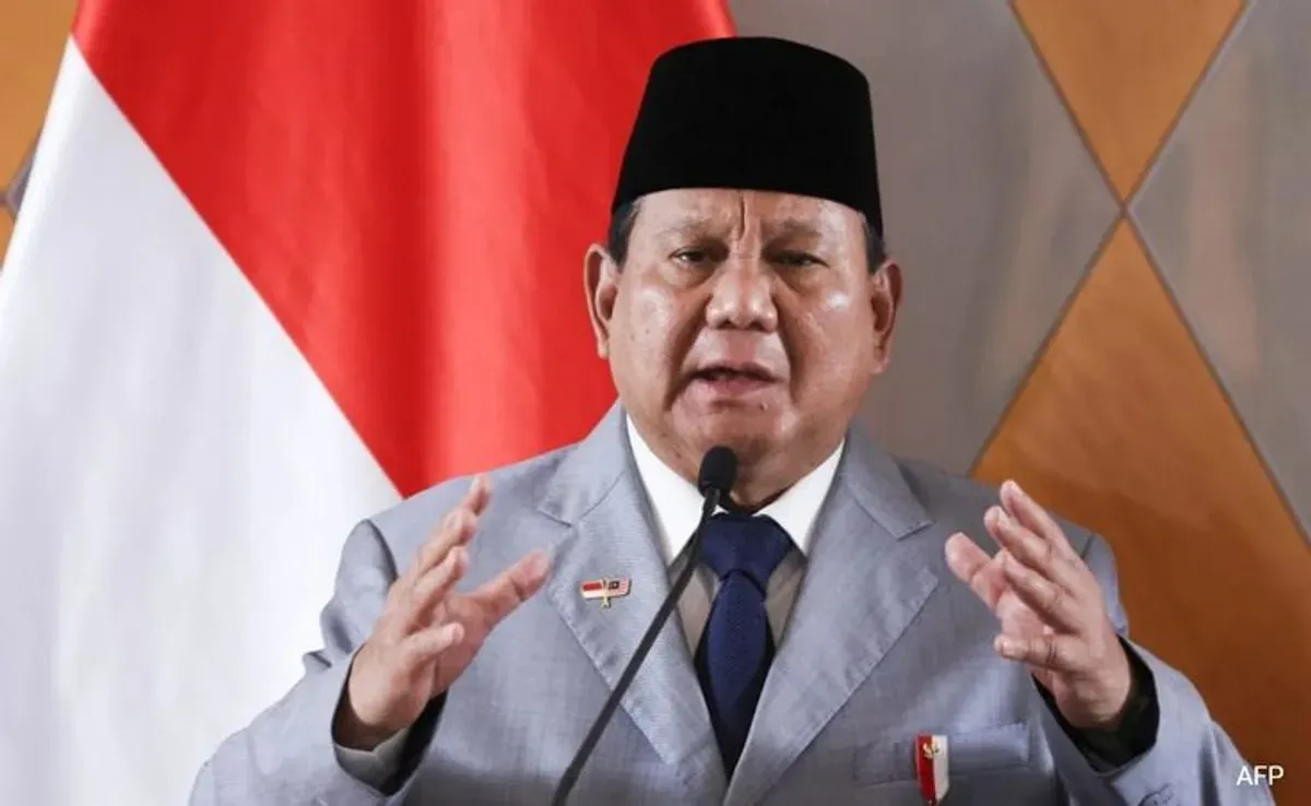 Prabowo heran isu ijazah Jokowi masih dipersoalkan. Ia tegaskan bukan presiden boneka. 
(Sumber: Intagram/Prabowo Subianto)