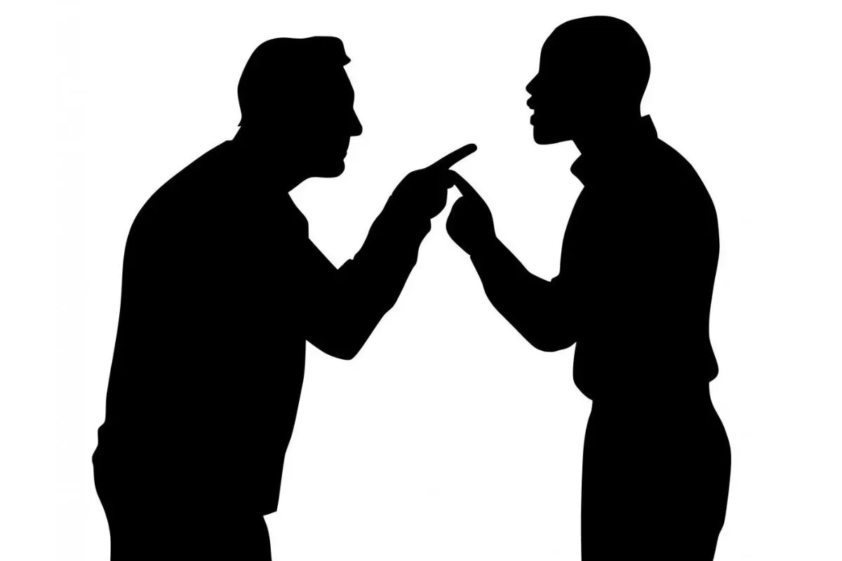 Ilustrasi debt collector (DC) pinjol melakukan penagihan. (Sumber: PxHere)
