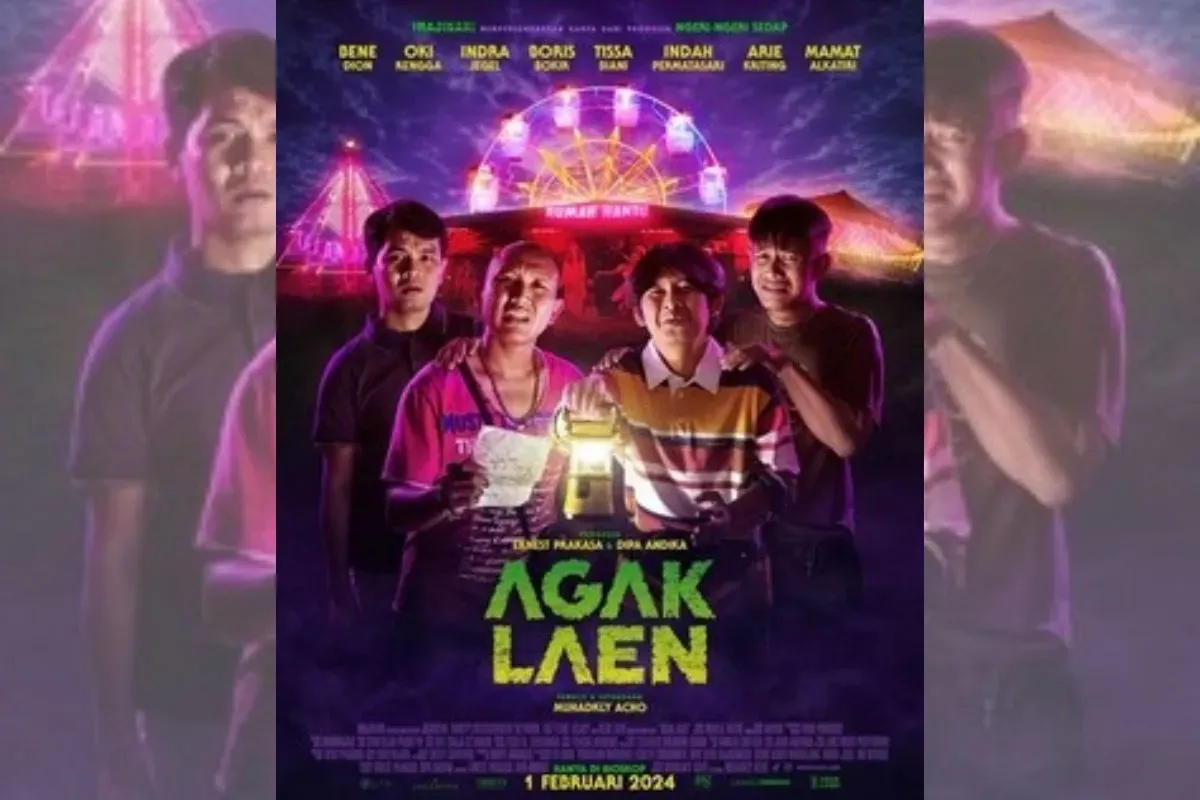 Poster film Agak Laen.