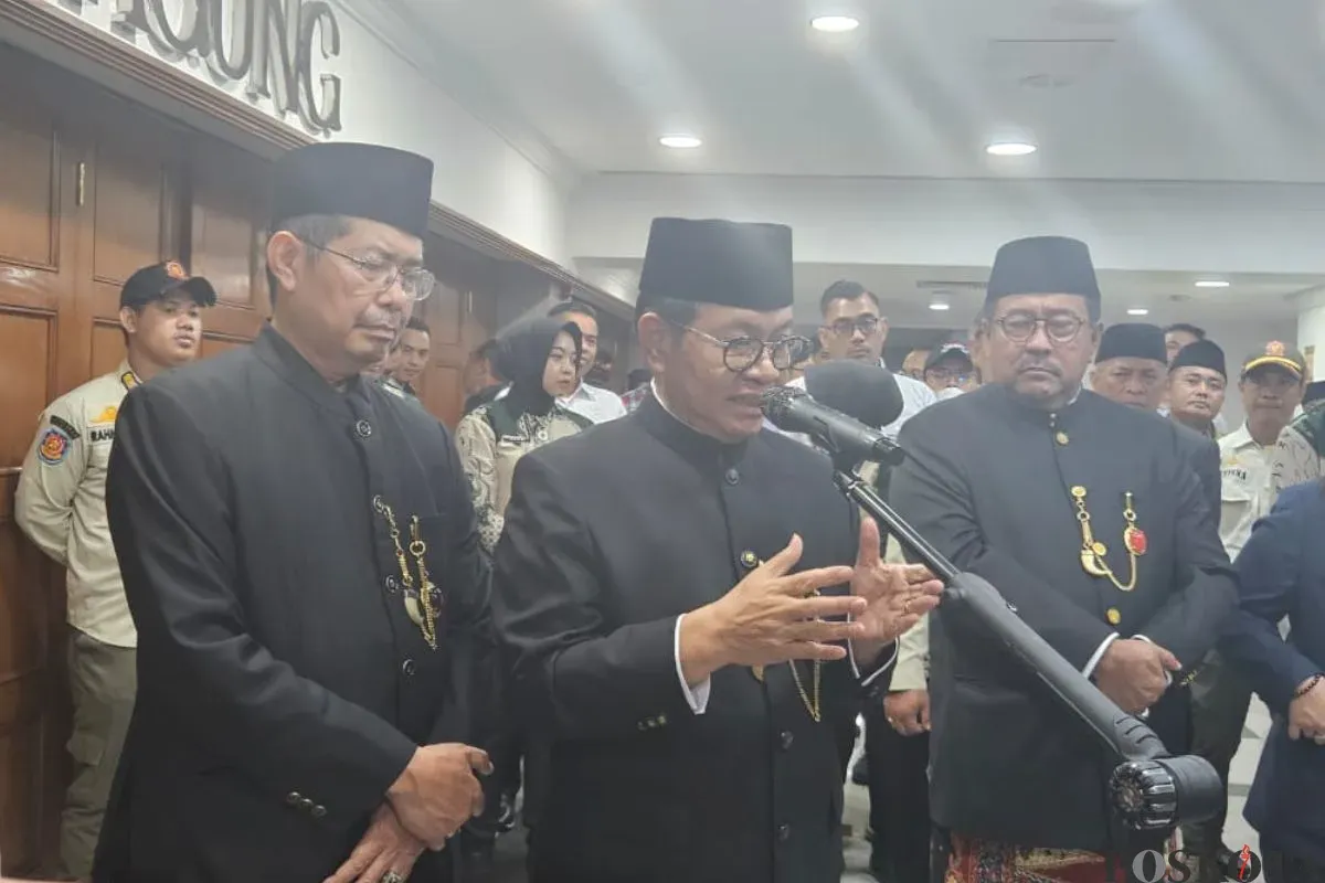 Gubernur Jakarta, Pramono Anung seusai melantik para pejabat Pemprov Jakarta di Balai Kota DKI Jakarta, Rabu, 7 Mei 2025. (Sumber: Poskota/M. Tegar Jihad)