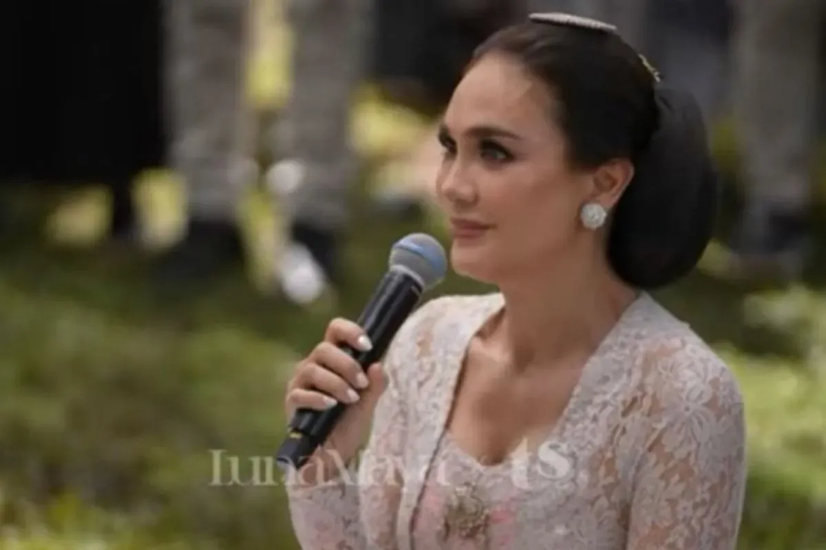 Usia bukan halangan! Luna Maya bekukan sel telur di 2021, kini siap menikah dengan Maxime Bouttier. Ini fakta medis egg freezing. (Sumber: YouTube/TS Media)