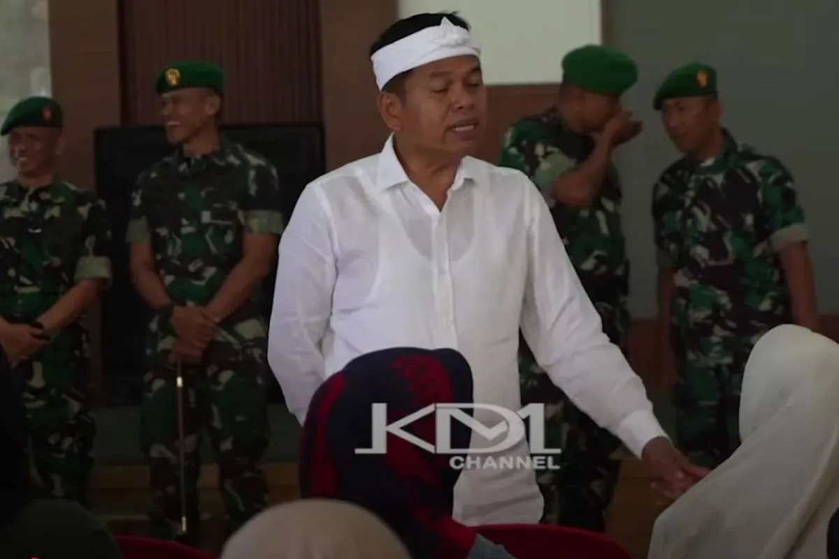 Dedi Mulyadi gagas pendidikan militer untuk orang dewasa bermasalah, bakal diberi pendidikan keterampilan. (Sumber: YouTube/Dedi Mulyadi Channel)