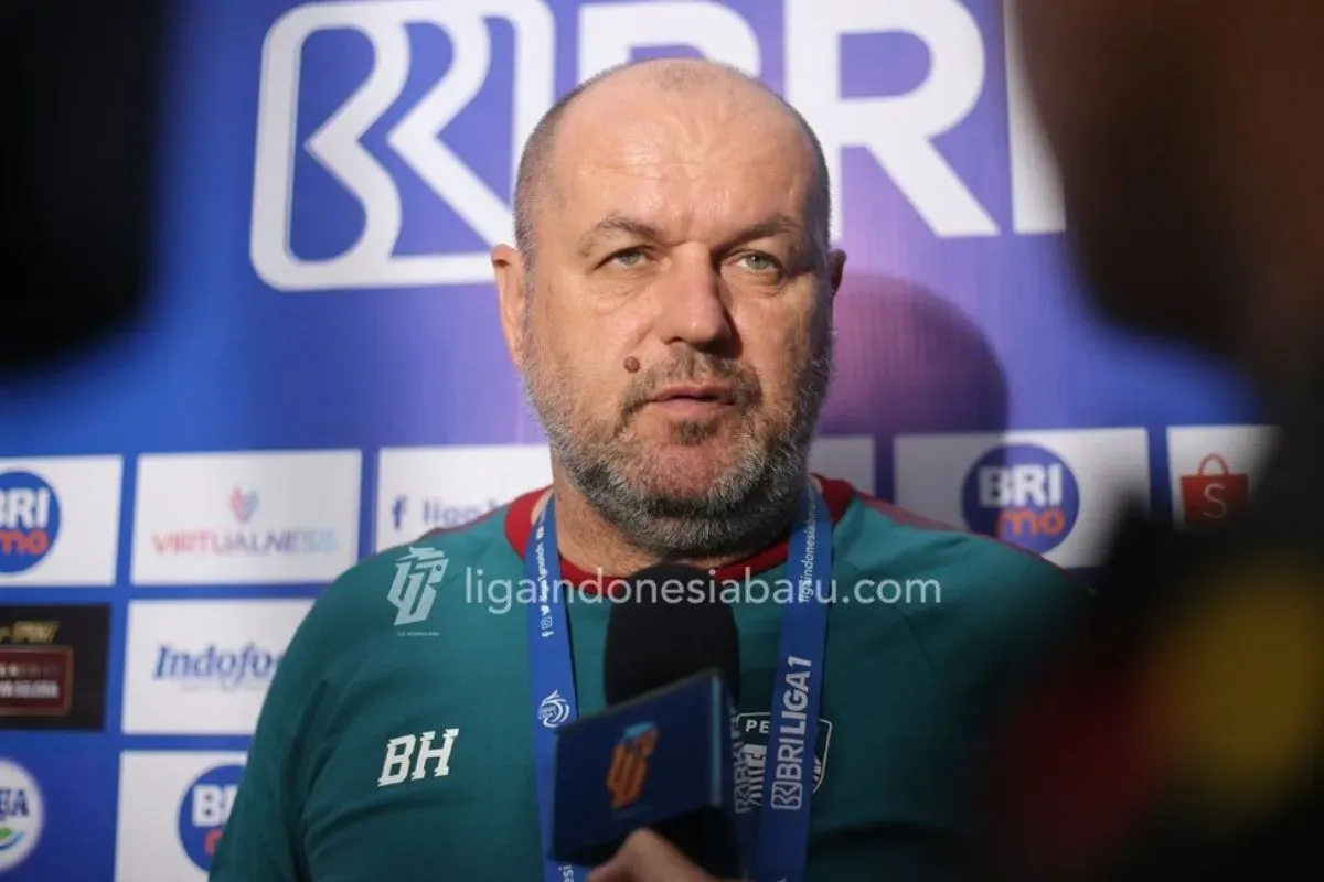 Pelatih Persib Bandung, Bojan Hodak. (Sumber: PT LIB)