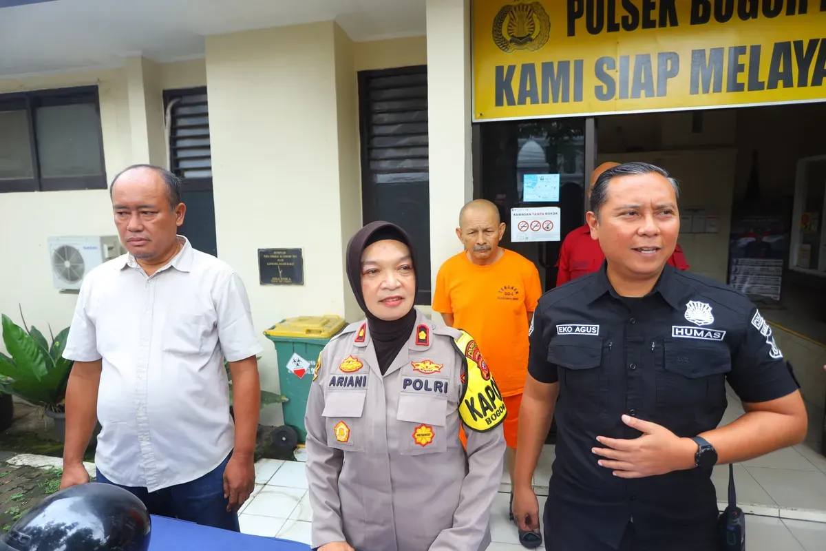 Pelaku penganiayaan, IY, saat diringkus polisi. (Sumber: Dok. Humas Polres Bogor)