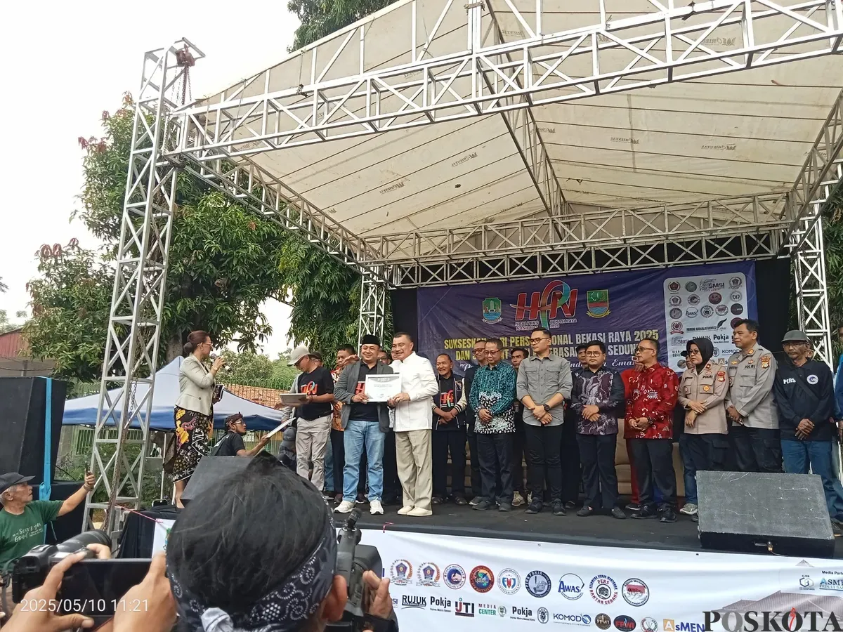 Kemeriahan acara Hari Pers Nasional (HPN) 2025 di Gedung Juang Tambun, Tambun Selatan, Kabupaten Bekasi. Dihadiri oleh Wali kota Bekasi. (Sumber: Poskota/Nurpini Aulia Rapika)