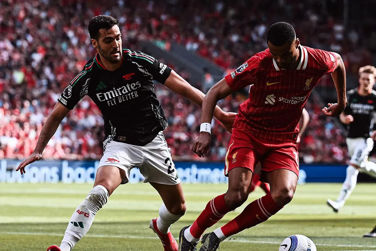 Pertandingan Liverpool vs Arsenal di pekan 36 Premier League 2024-25 berakhir imbang 2-2. (Sumber: Instagram @liverpoolfc)