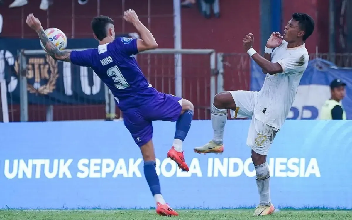 Streaming Arema FC vs Persik Kediri dalam lanjutan pertandingan pekan 32 Liga 1 2024-2025. (Foto: Instagram/@aremafcofficial)