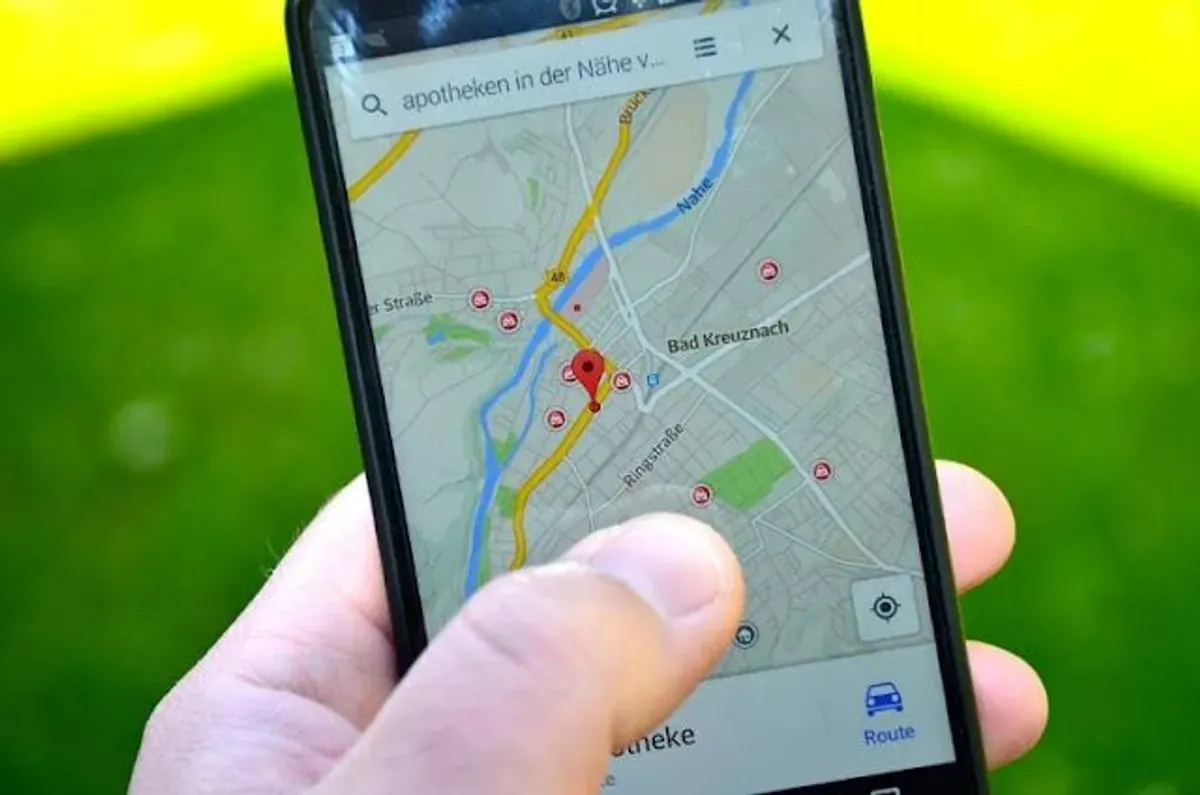 Cara melacak HP yang hilang, bahkan dalam keadaan mati, hanya dengan aplikasi Google Maps. (Sumber: Pinterest/Shadow Hacker)