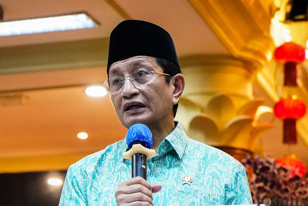 Menteri Agama RI, Nasaruddin Umar, saat menghadiri Perayaan Tri Suci Waisak 2569 BE/2025 di Wihara Ekayana Arama, Jakarta, Senin, 12 Mei 2025. (Sumber: Poskota/Bilal Nugraha Ginanjar)